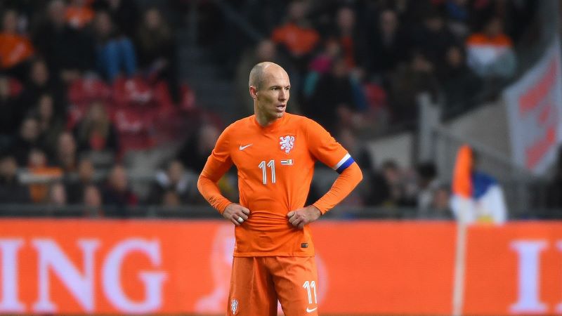 Cầu thủ Arjen Robben - Huyền thoại sống mãi trong tâm trí CĐV