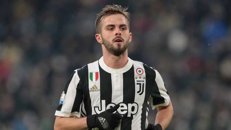 Cầu thủ Miralem Pjanic mang tới sự linh hoạt trong lối chơi