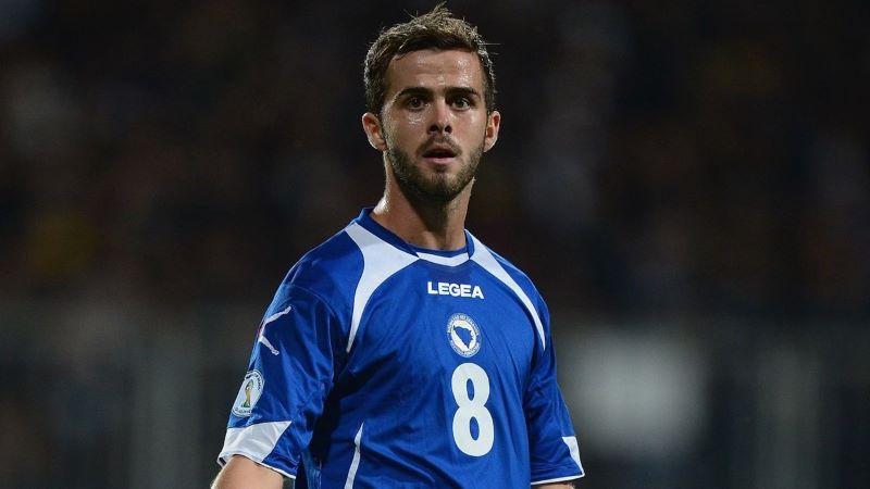 Cầu thủ Miralem Pjanić - "Kỹ sư kiến thiết" lối chơi