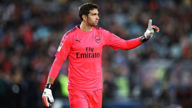 Thủ môn Emiliano Martinez từng có thời gian khoác áo Arsenal