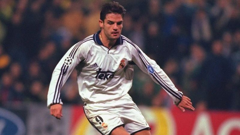 Cầu thủ Fernando Morientes gặt hái được những thành công cùng với Real