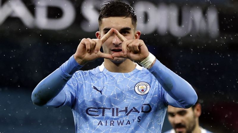 Cầu thủ Ferran Torres thành danh trong màu áo Man City