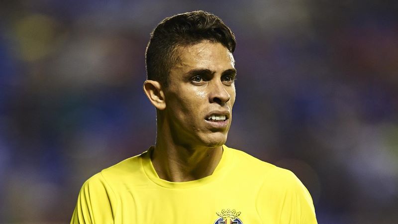 Cầu thủ Gabriel Paulista - Chiến binh nơi hàng phòng ngự