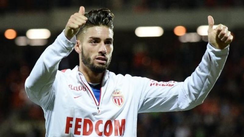 Cầu thủ Yannick Carrasco ghi dấu ấn trong màu áo các đội bóng