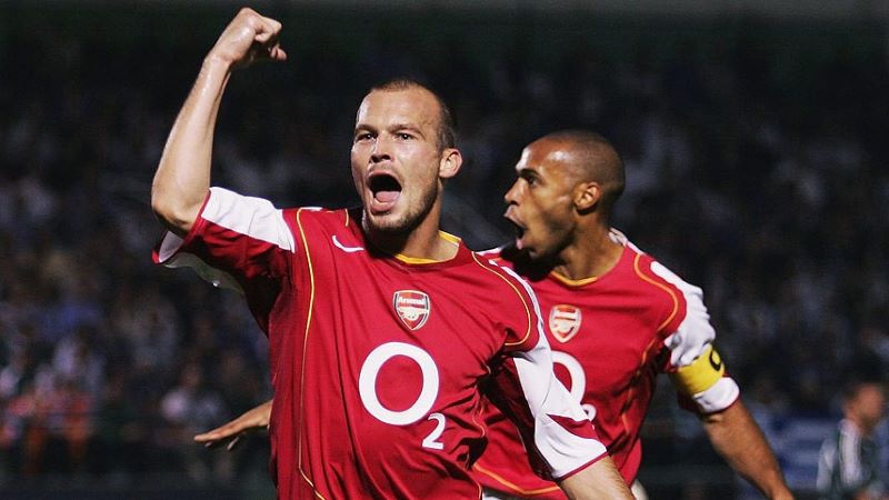 Đội hình Arsenal 2004 in sâu trong tâm trí NHM