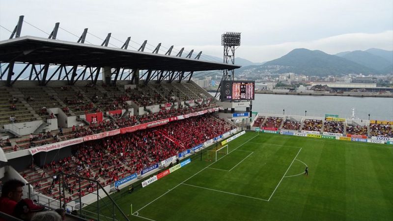 Sân Mikuni World Stadium Kitakyushu